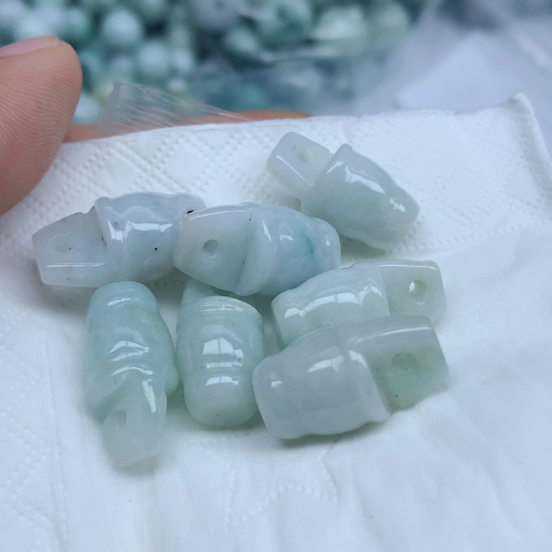 翡翠未镶嵌颈饰珠珠子