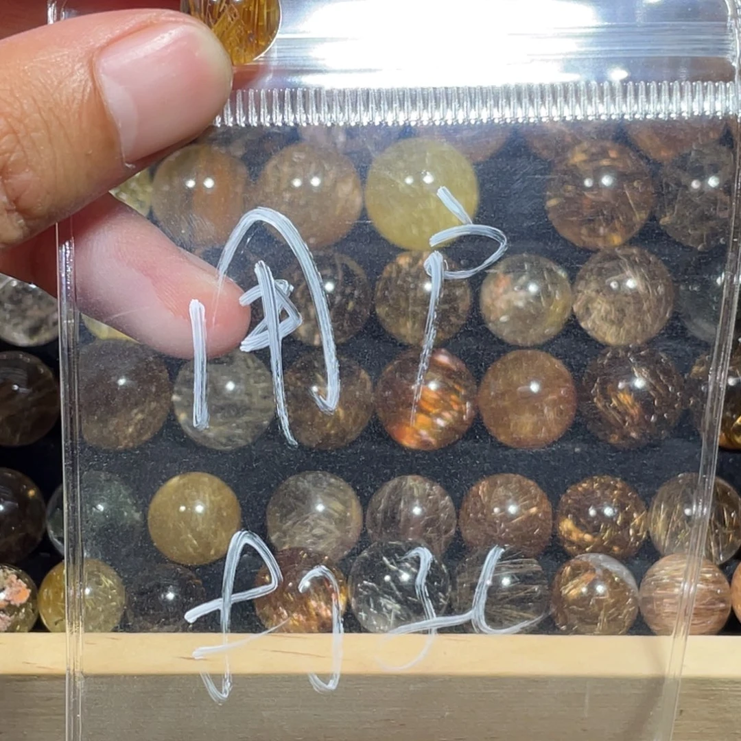 摆件水晶未镶嵌天然水晶打孔不退换
