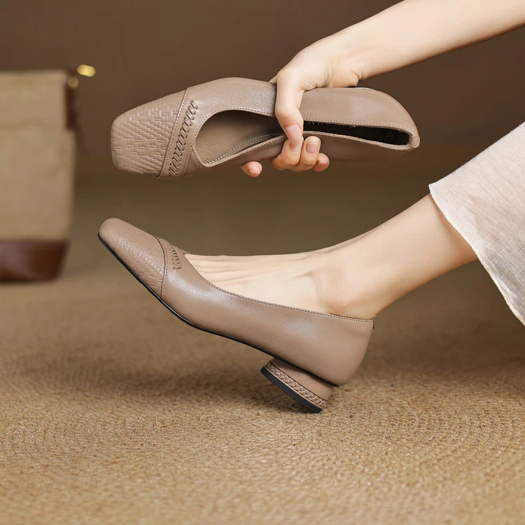 3cm 复古百搭粗跟浅口单鞋春秋法式气质通勤休闲简约时尚方头单鞋