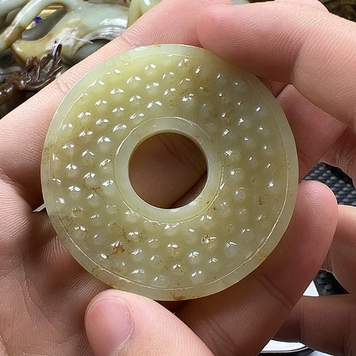 未镶嵌和田玉（糖玉）挂件
