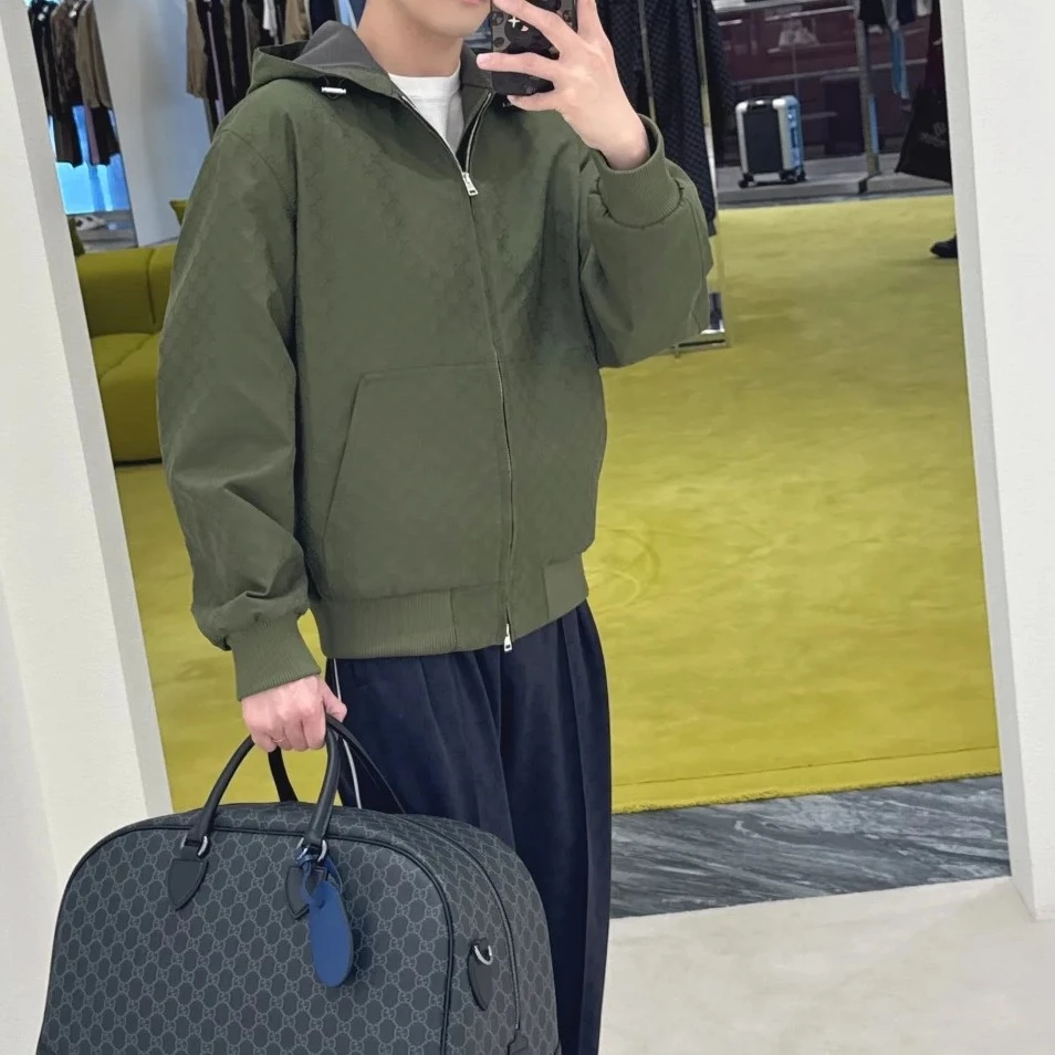 未使用 GUCCI/古驰 A1658/全新 Gucci25早春新款满印外套/44码