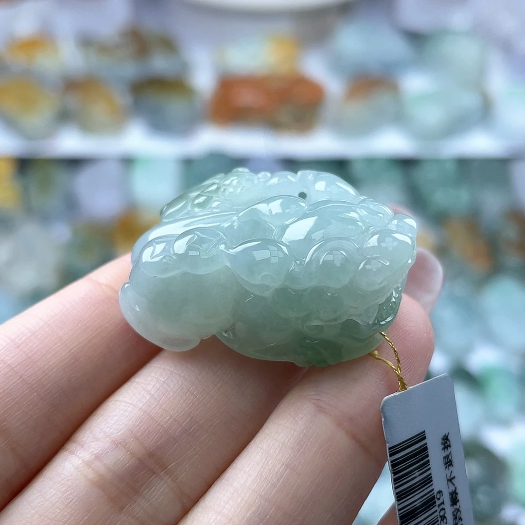 颈饰未镶嵌翡翠貔貅5