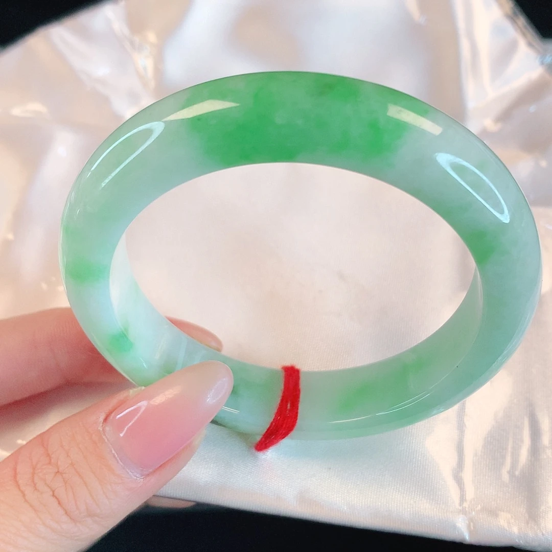 翡翠手镯未镶嵌4670翡翠