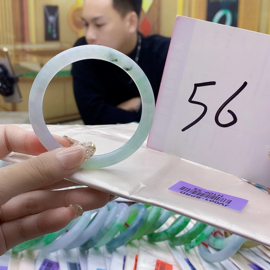 翡翠未镶嵌手镯bbb