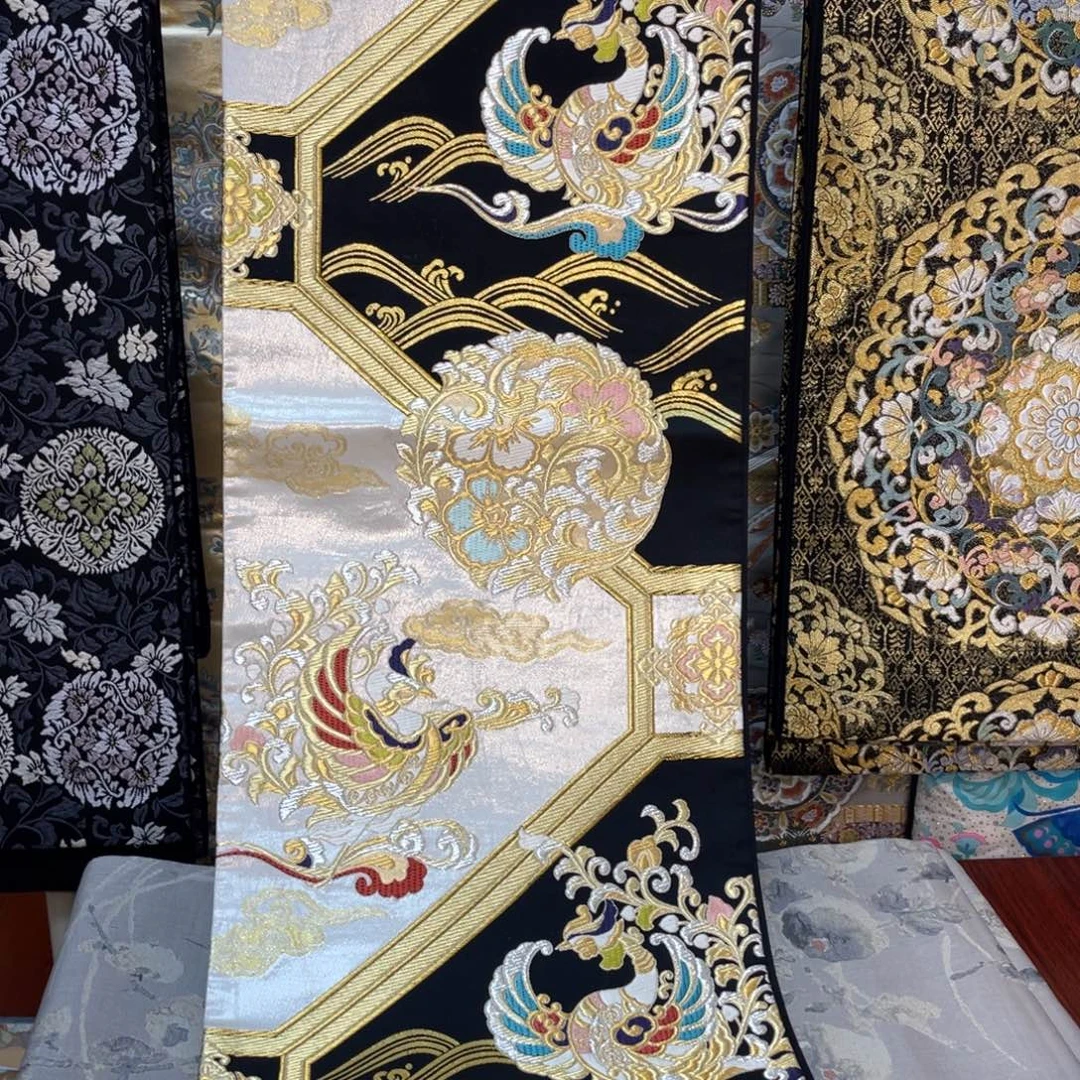 织绣织锦等多种工艺