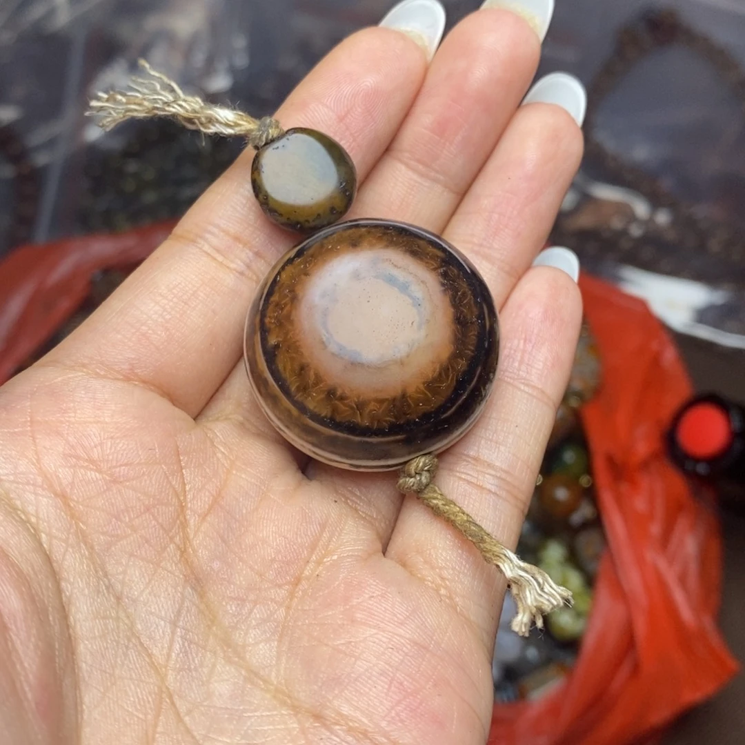 未镶嵌颈饰玛瑙/玉髓