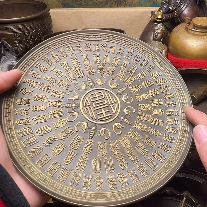 精美铜器批发档口