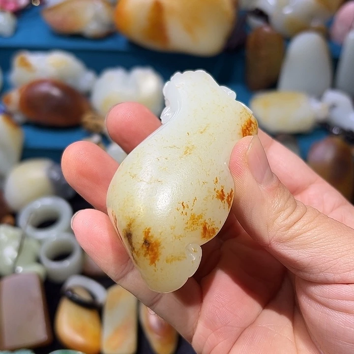 和田玉未镶嵌吊坠(不含链)