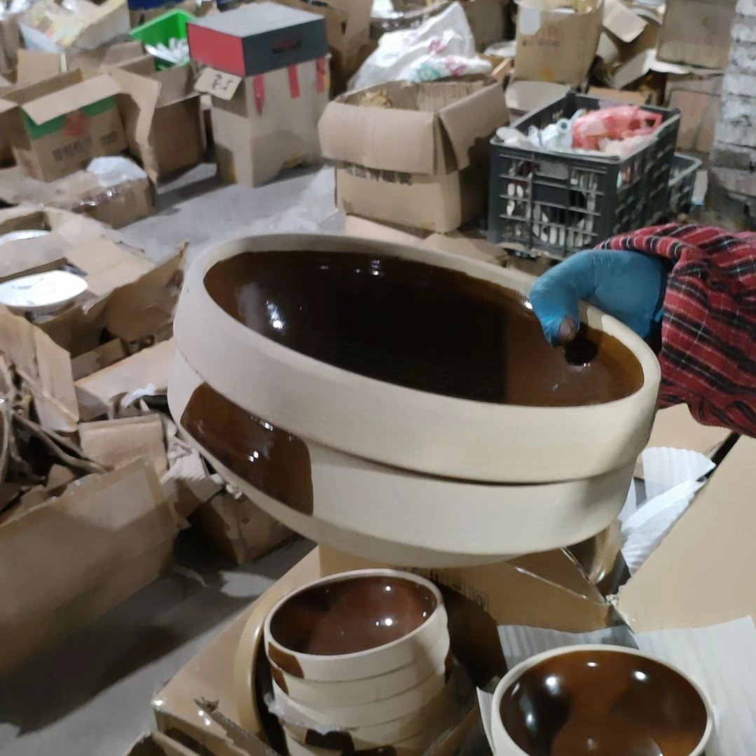 摆件陶瓷盘子碗啥都有