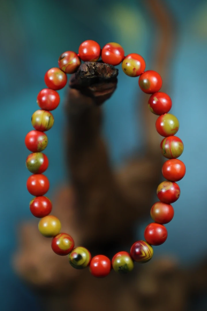 云南昭通南红玛瑙玉髓黄皮包浆圆珠单圈手串