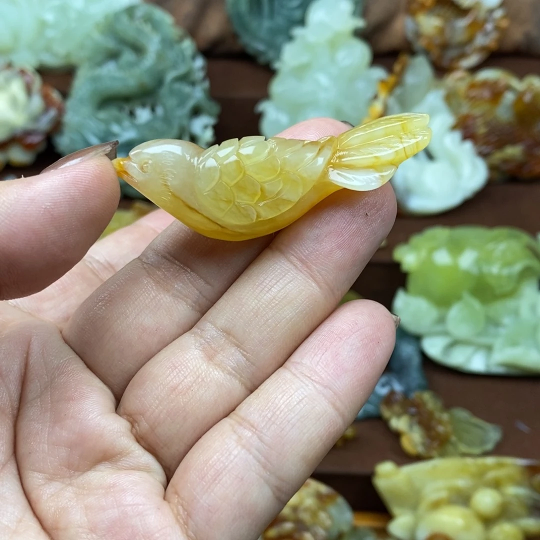 美***玲蛇纹石玉未镶嵌颈饰