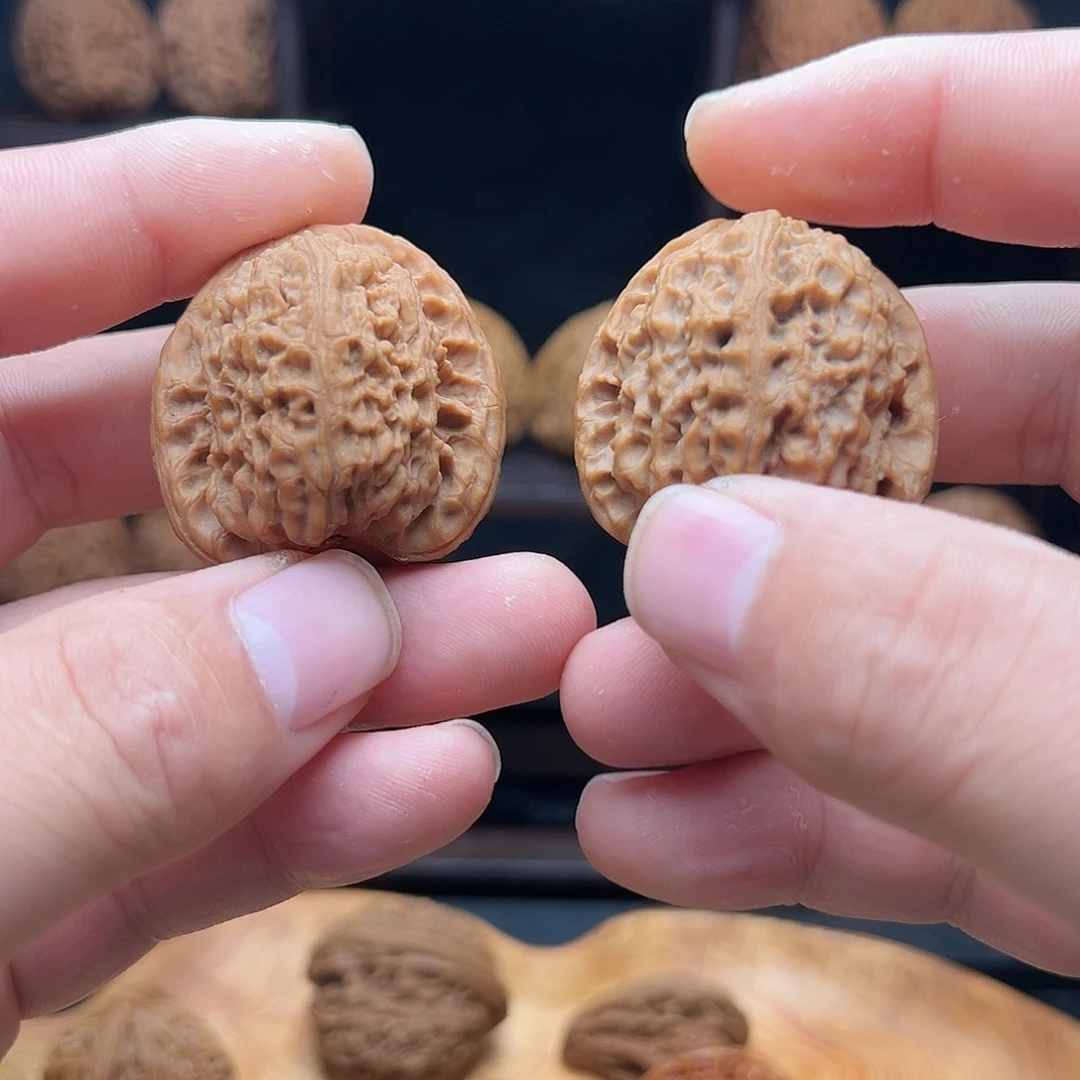 ～***～文玩核桃吊坠物美价廉物美价廉