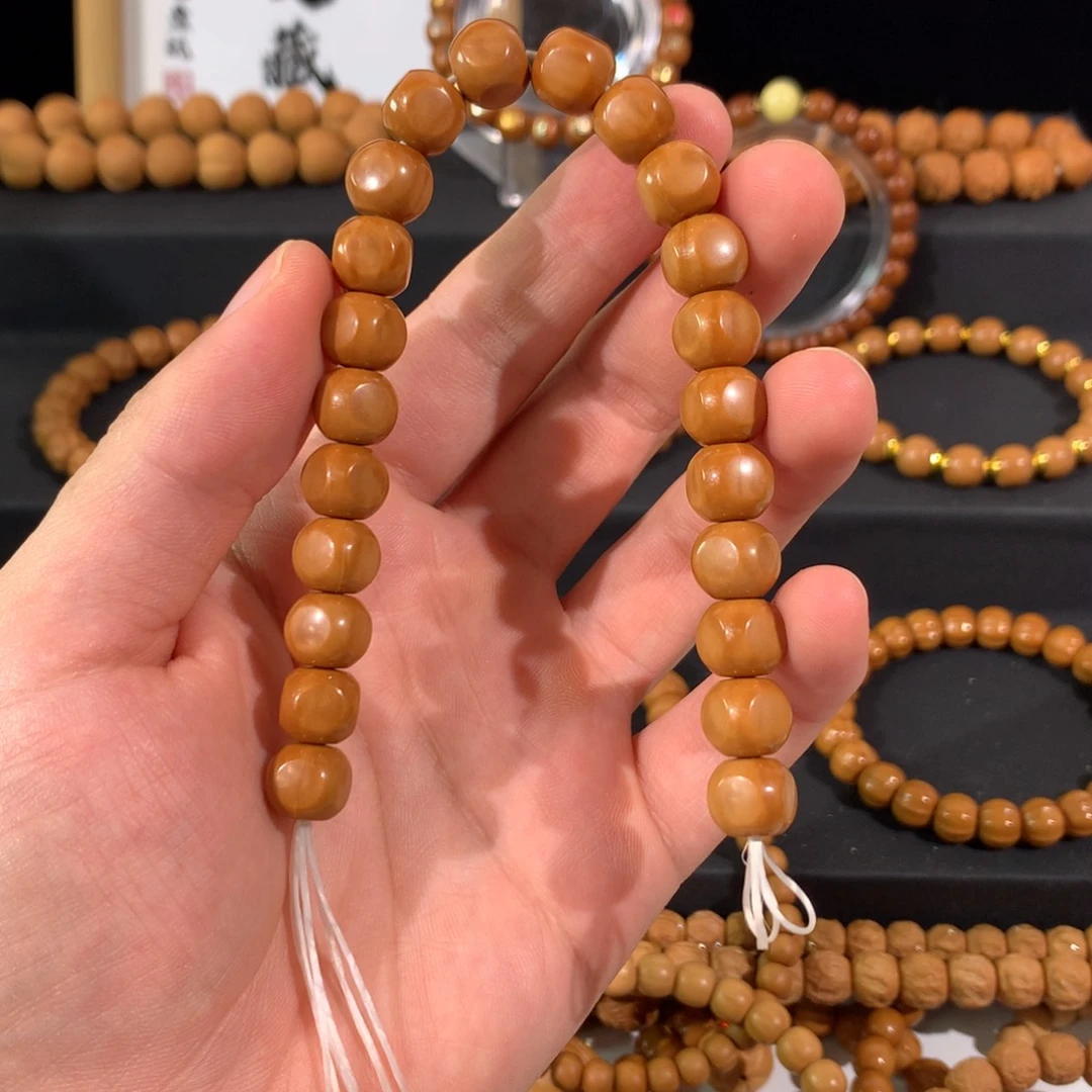 吊坠猴头核桃六方