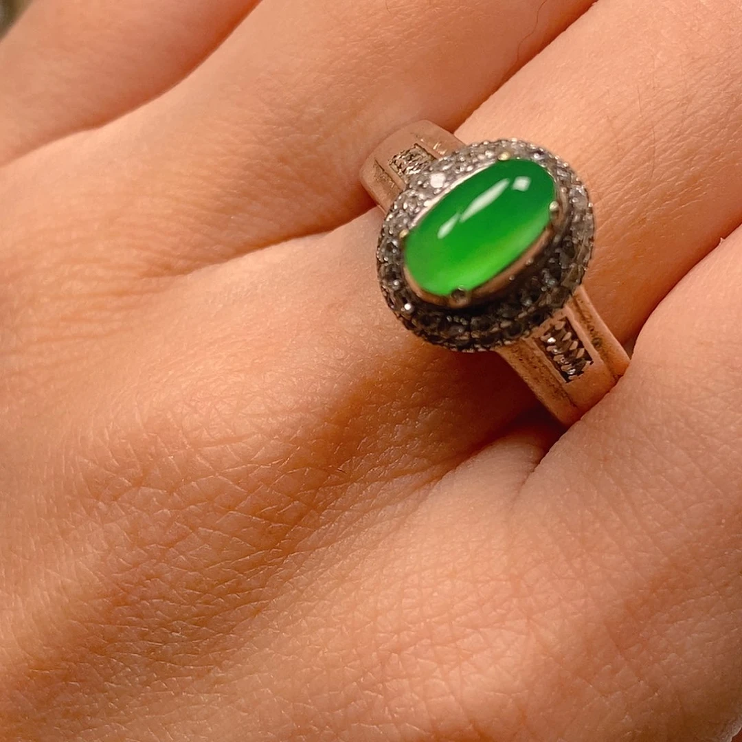 翡翠戒指未镶嵌冰阳绿