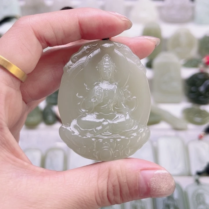 和田玉未镶嵌颈饰