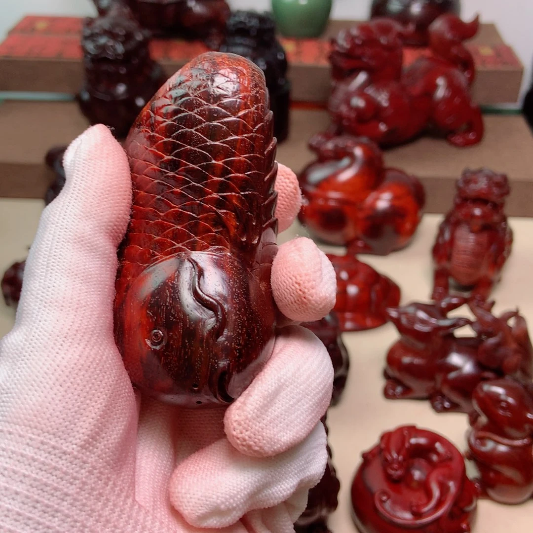 B***。檀香紫檀（小叶紫檀）