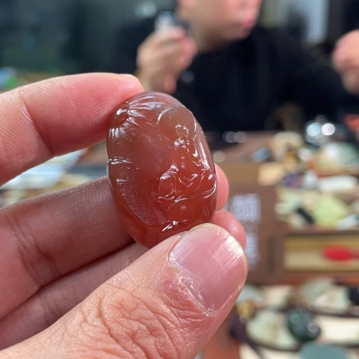 颈饰未镶嵌南红玛瑙