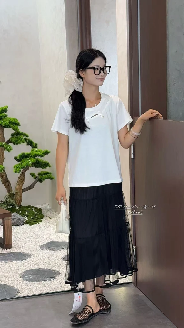 【李姑娘专属】78168韩版镂空盘扣短袖