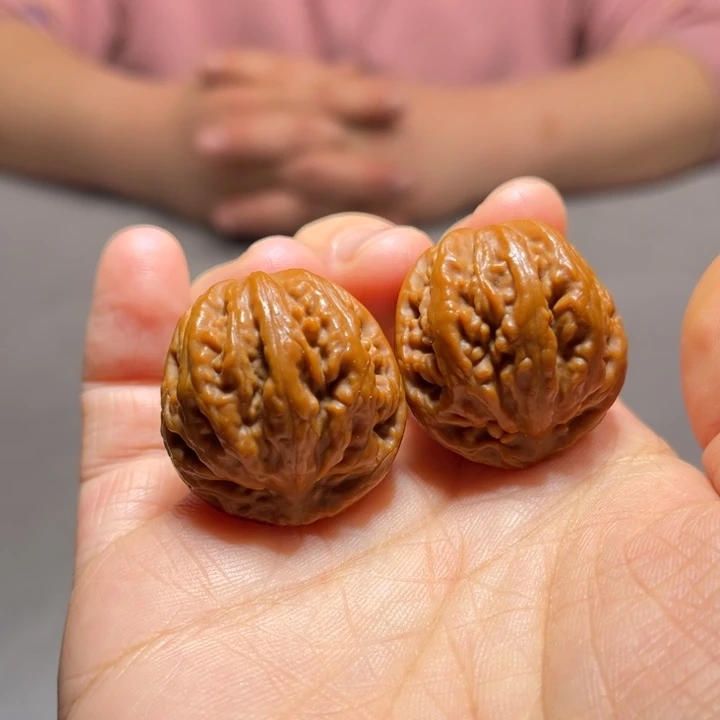 文玩核桃把件二爷帽8560