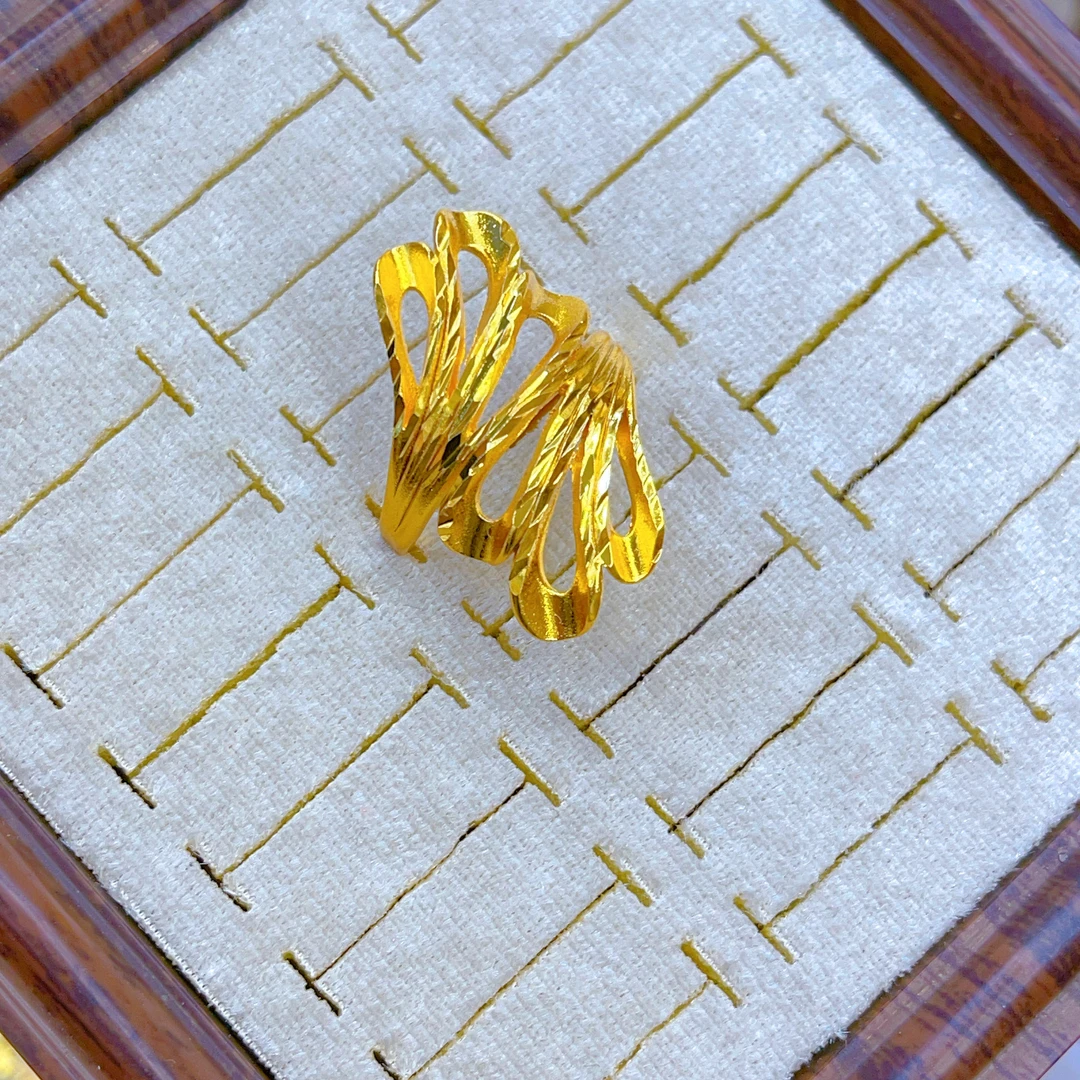 铜合金戒指 2321新款戒指爆款白搭时尚金色铜合金白搭时尚