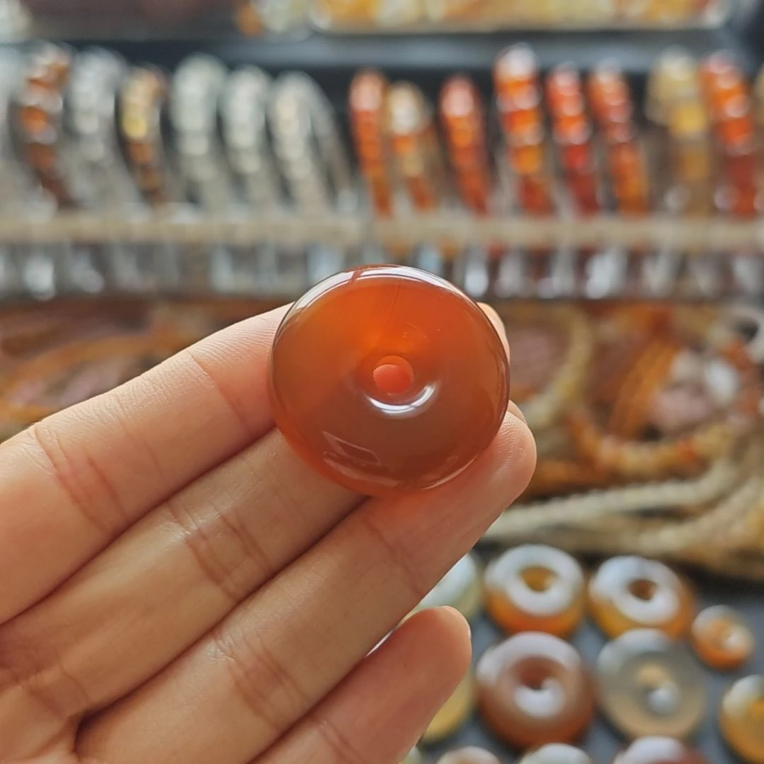 水***印玛瑙/玉髓未镶嵌颈饰