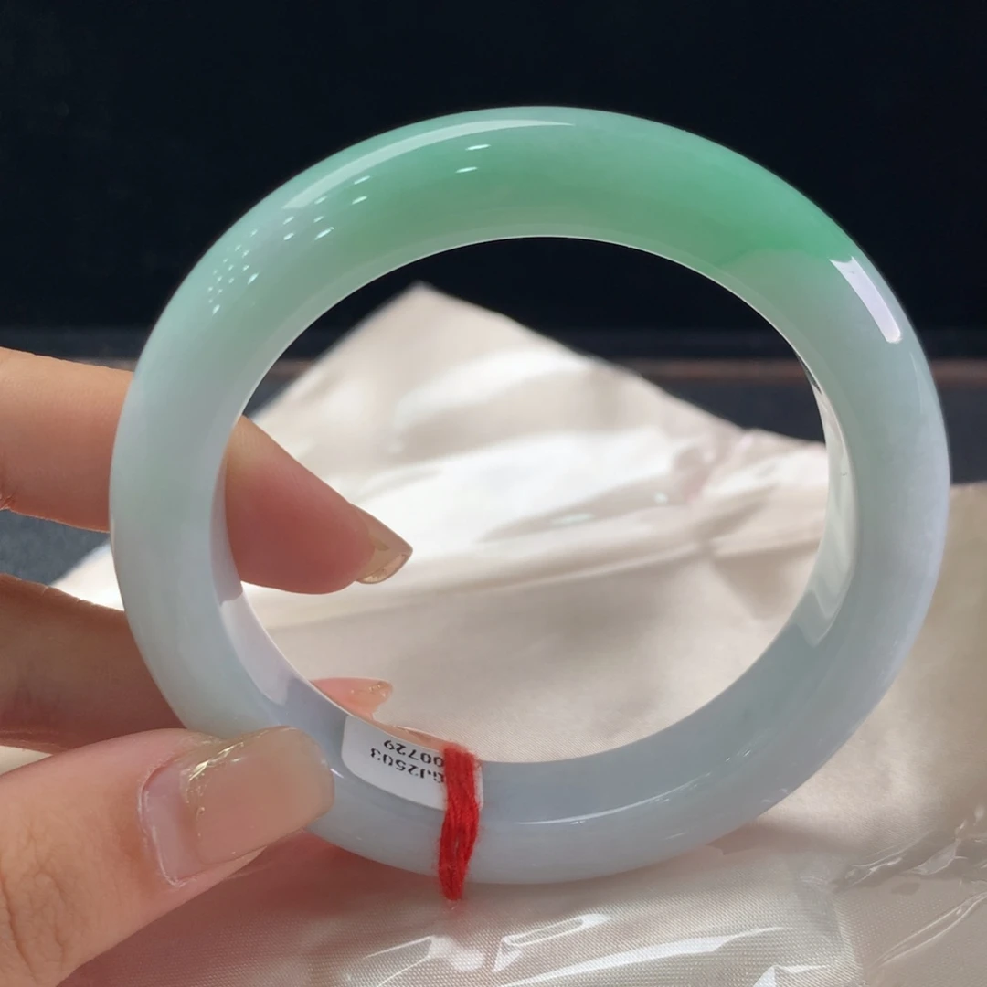 未镶嵌手镯翡翠缅甸A货翡翠 半山阳绿57 58