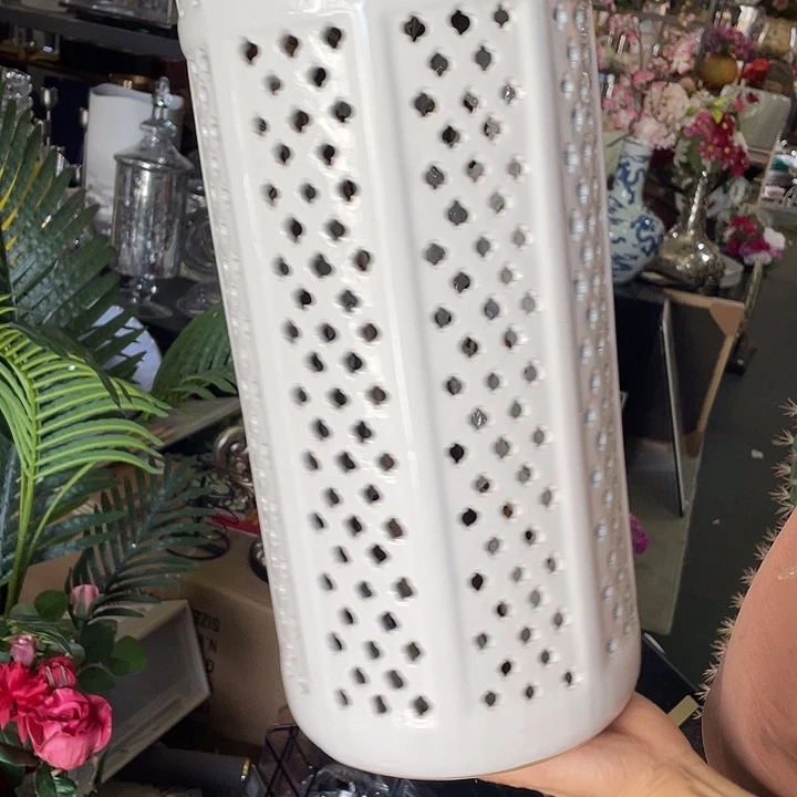 陶瓷花瓶，部分微瑕