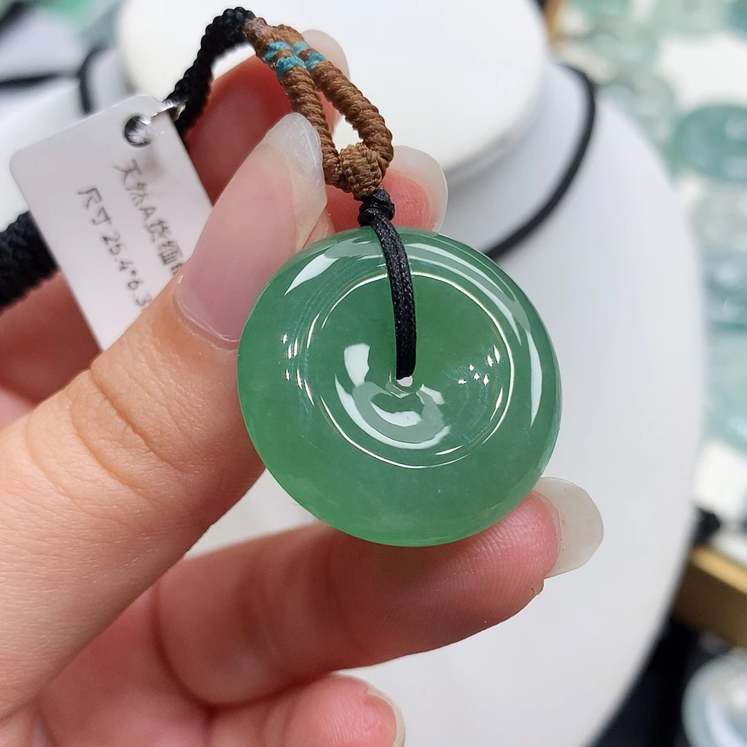 翡翠未镶嵌胸饰翡翠79，25.4/6.3