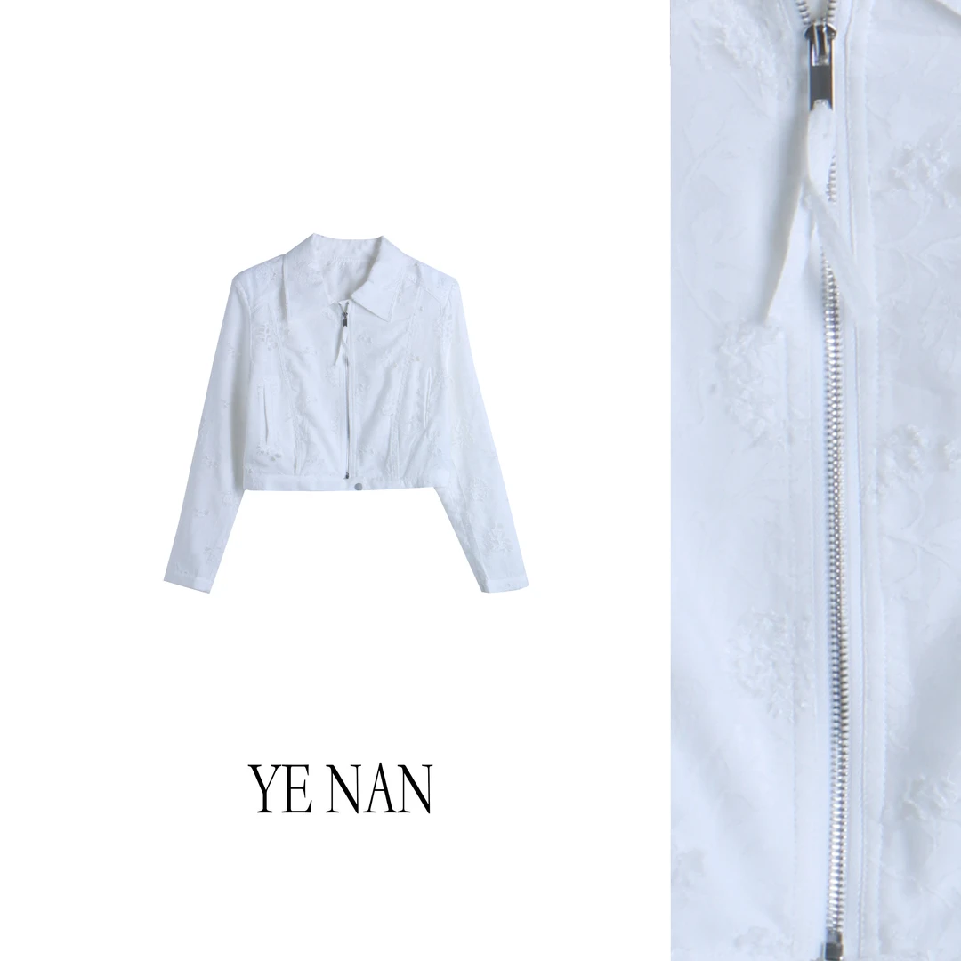 【熹悠】欧韩新款时尚洋气减龄小众设计翻领镂空刺绣短外套SY331