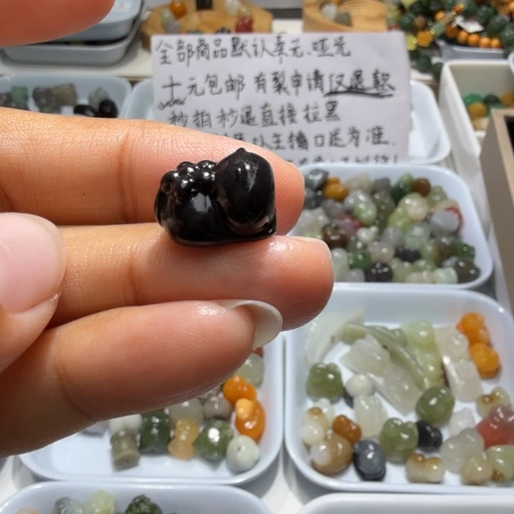 和田玉未镶嵌珠宝奇石