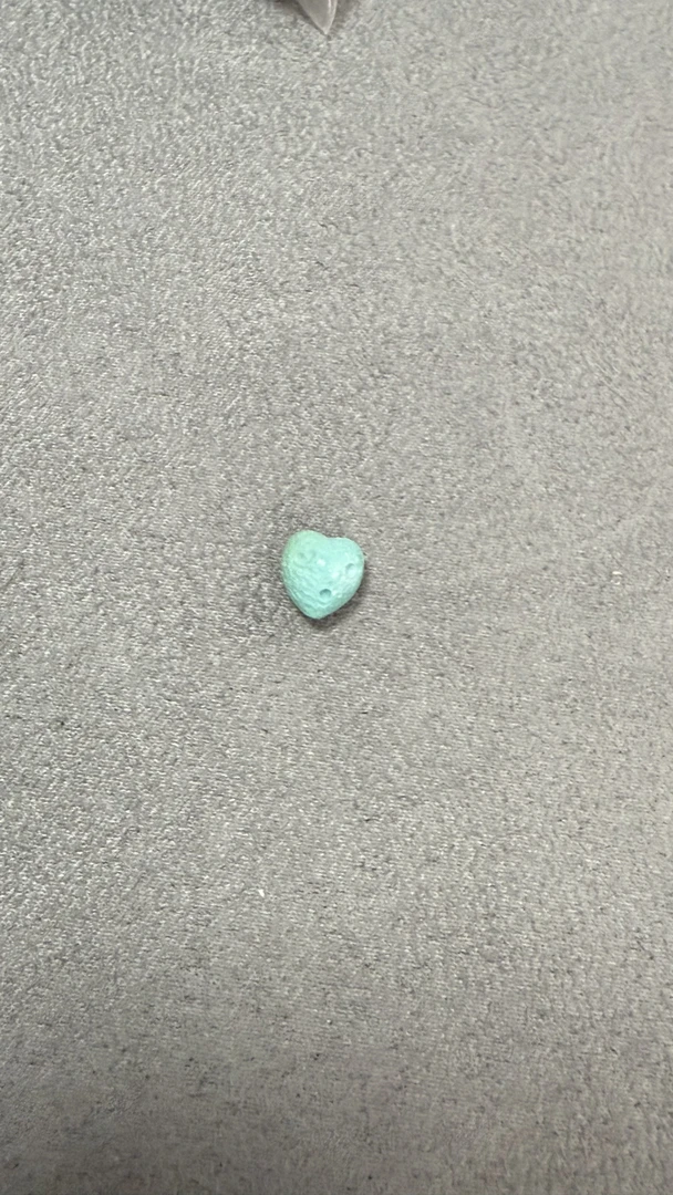 原矿绿松石爱心散珠