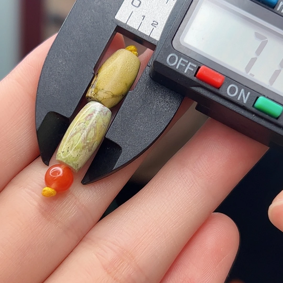 未镶嵌南红玛瑙珠宝奇石