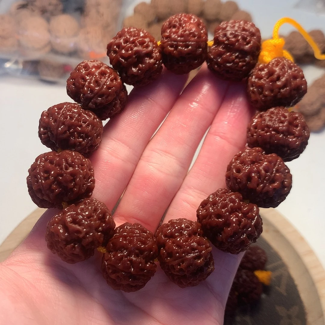 金刚菩提手串23安娜蜂王梅花头货