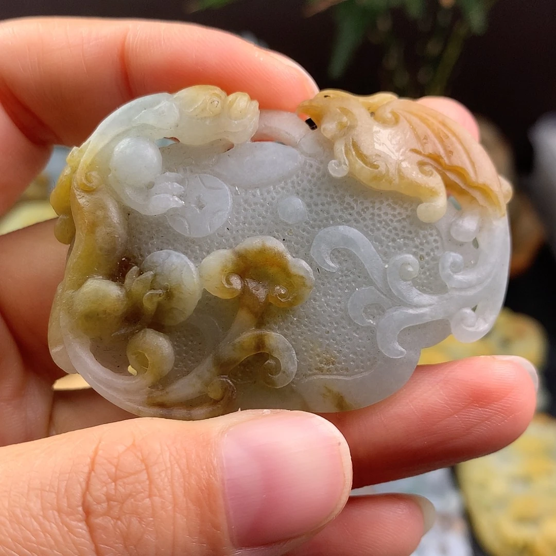 定制翡翠未镶嵌龙凤呈祥