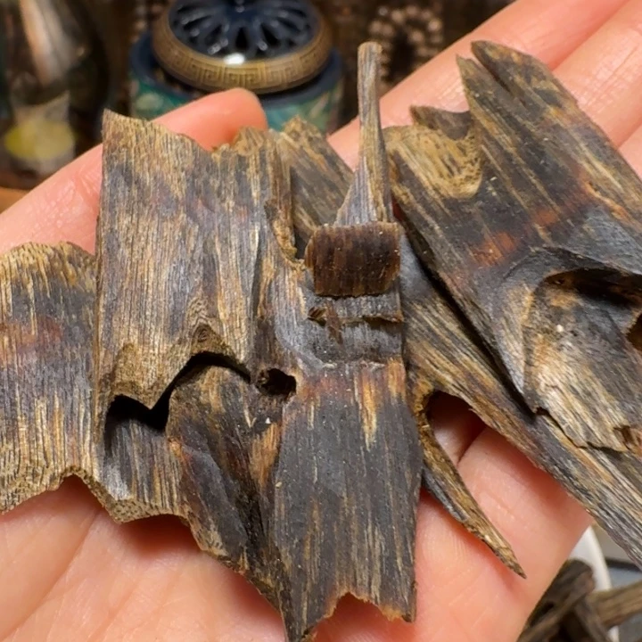 沉香沉香碎屑棋楠张勺子高端树心油块料20克