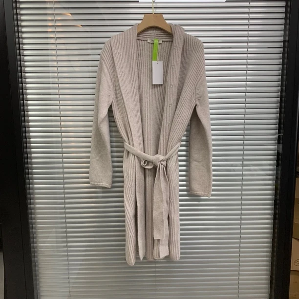 99新 MaxMara 针织开衫外套/S码/C01477