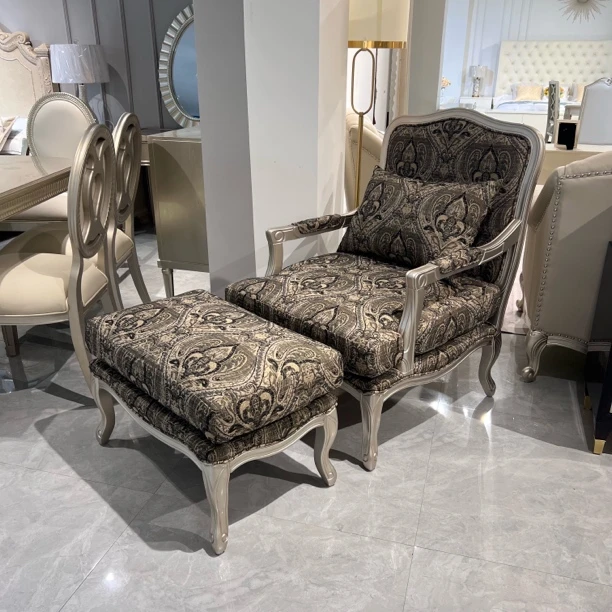 美式轻奢实木老虎椅欧式客厅单人布艺沙发脚凳现代网红休闲沙发椅