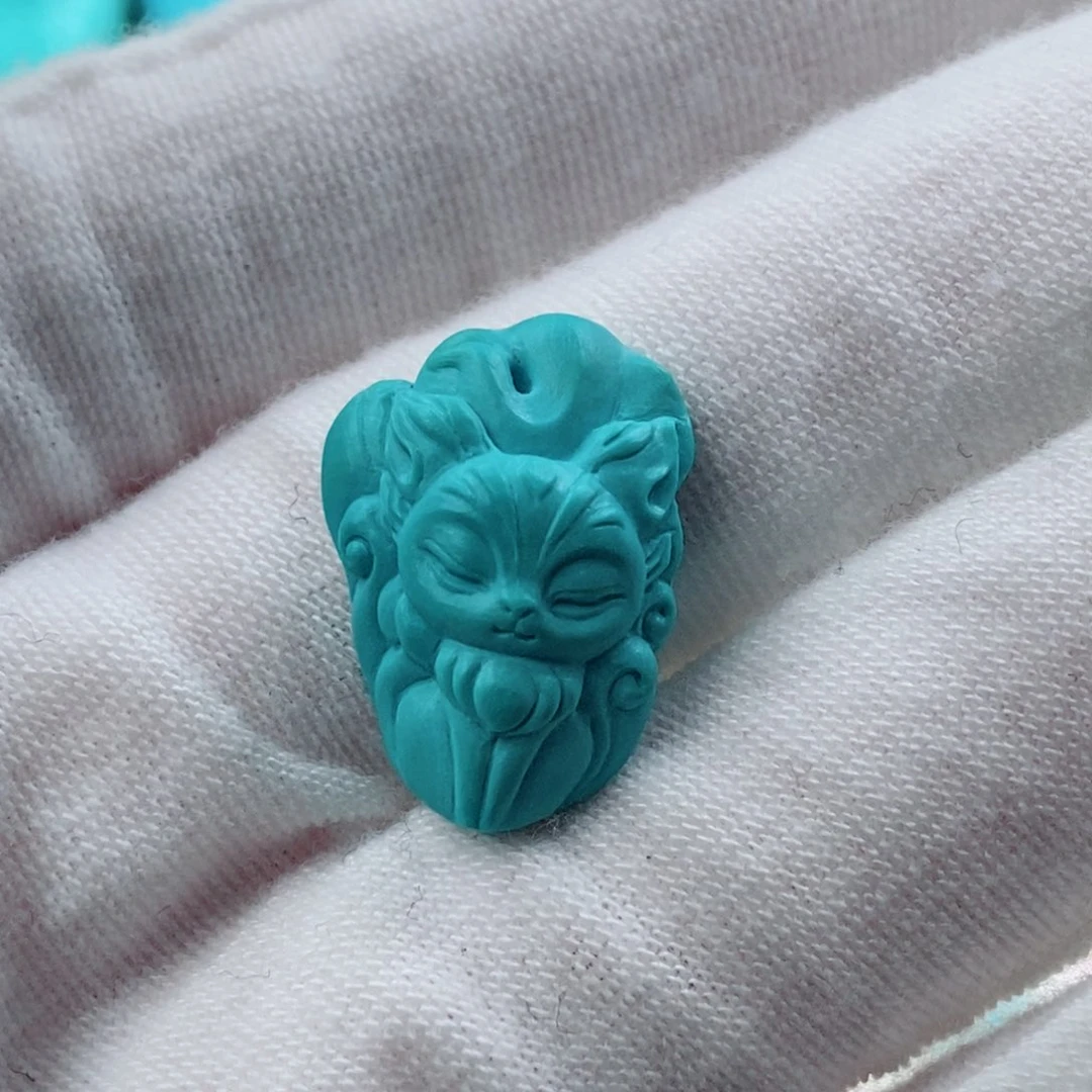 绿松石配饰未镶嵌