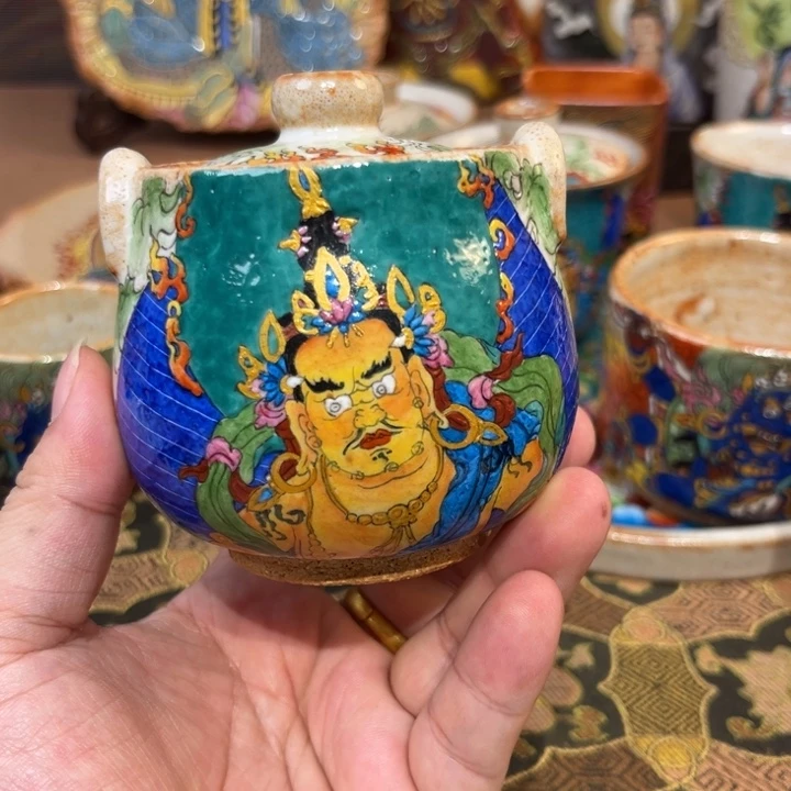 新品发布黄财神宝瓶