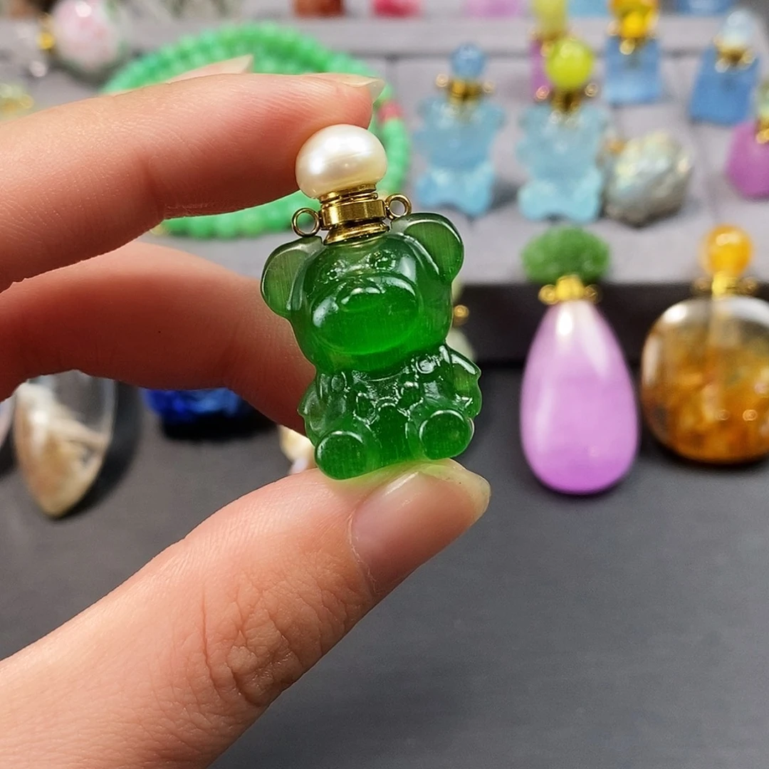 花岗石铁合金香水瓶