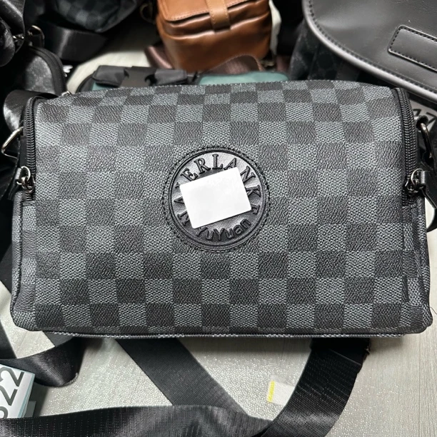 亞马单肩斜挎包817