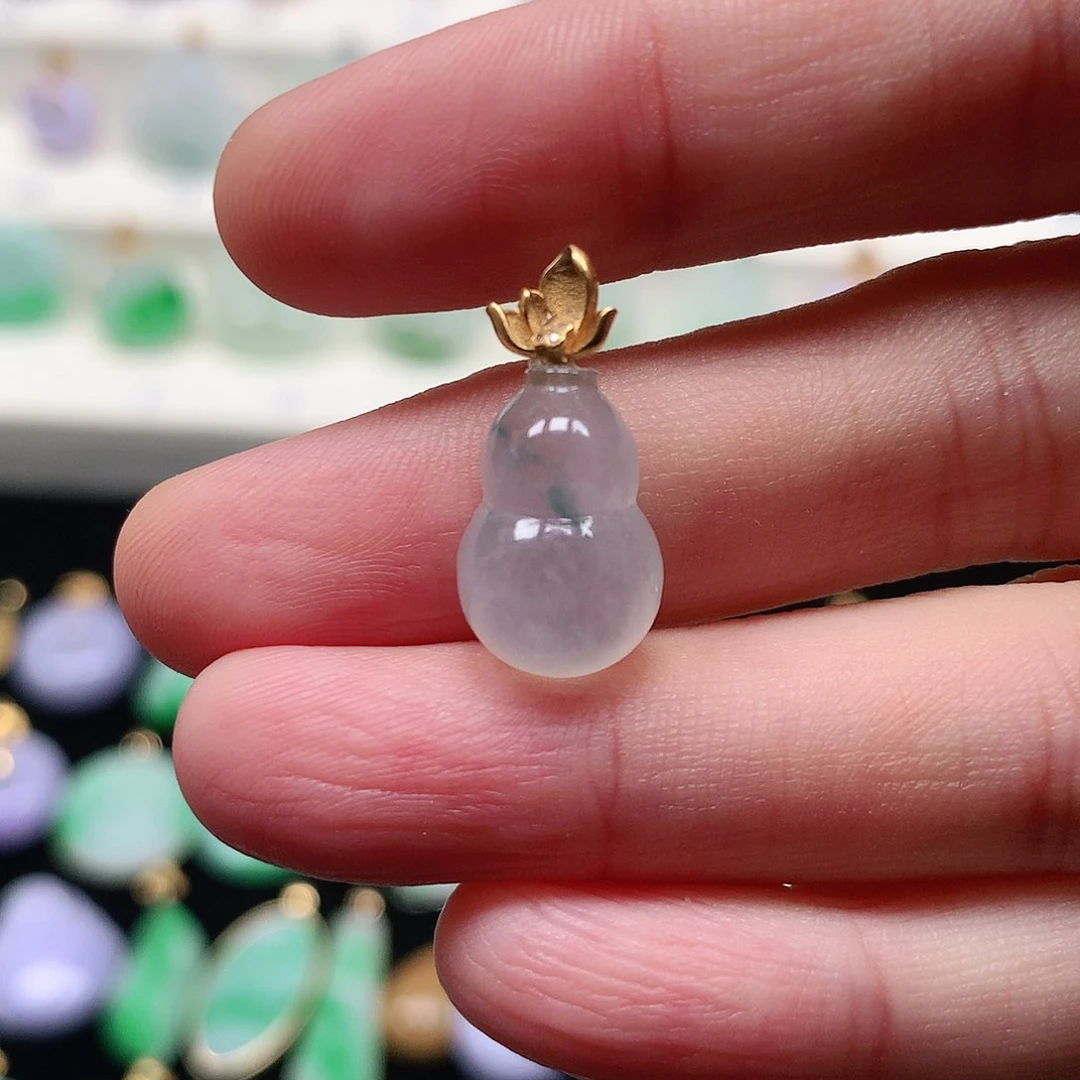 颈饰18K金镶嵌翡翠翡翠吊坠