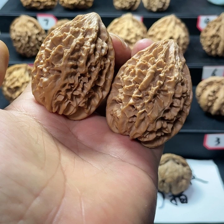 【闪购商品】文玩核桃把件招财鼠差尺福利