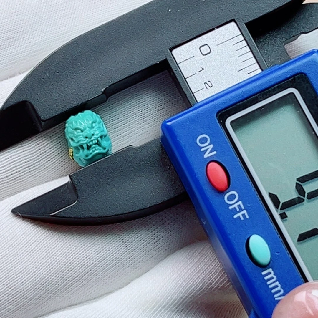 未镶嵌绿松石珠宝