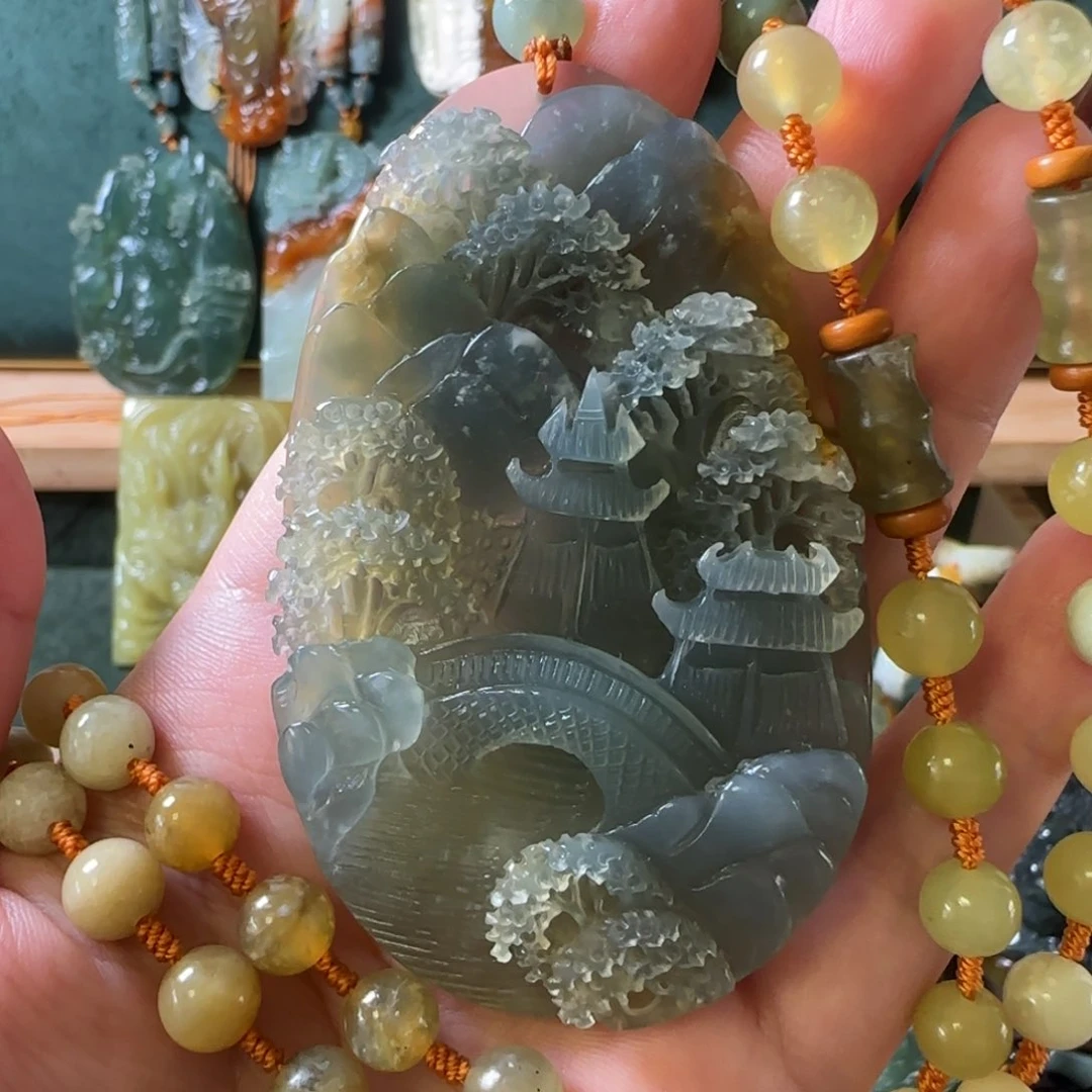 蛇纹石玉合金颈饰