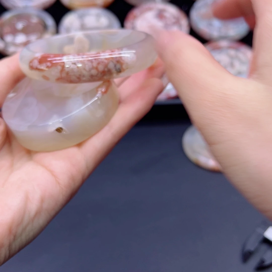 玛瑙/玉髓手镯未镶嵌59