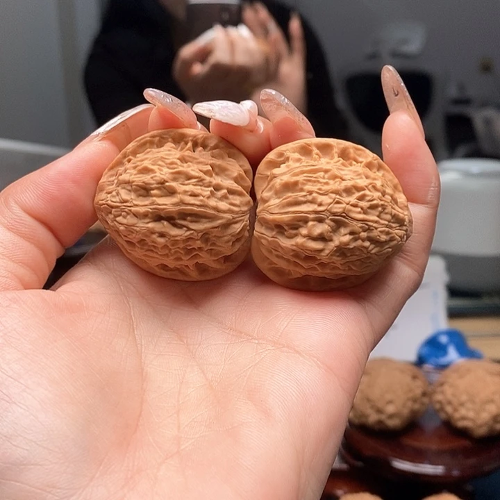 文玩核桃把件金牛36