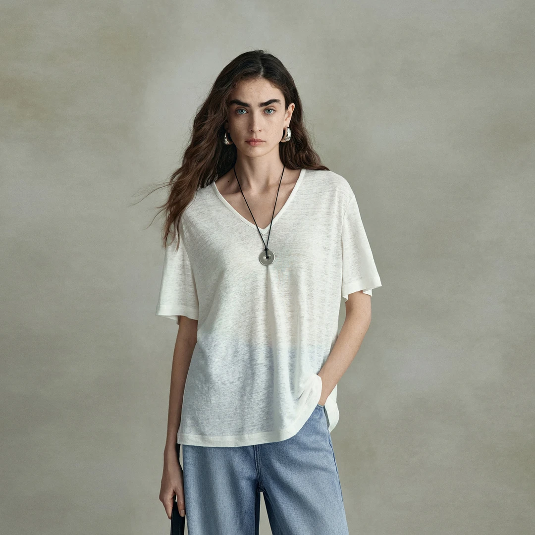 LYNEE 亚麻肌理纯色简约宽松V领T恤短袖女百搭夏季新款LGD2FST031