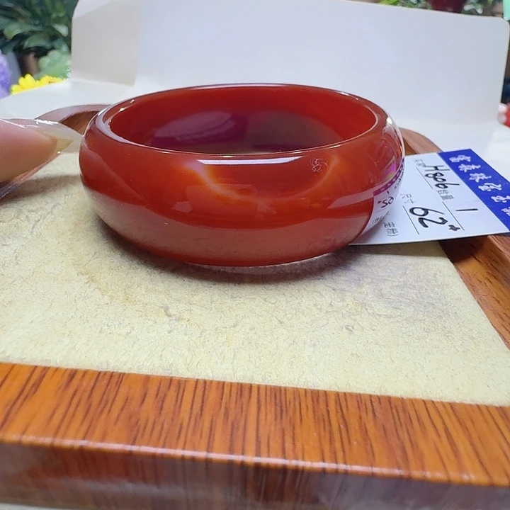 霞***-玛瑙/玉髓未镶嵌手镯