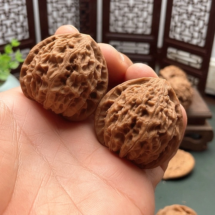 把件文玩核桃金牛